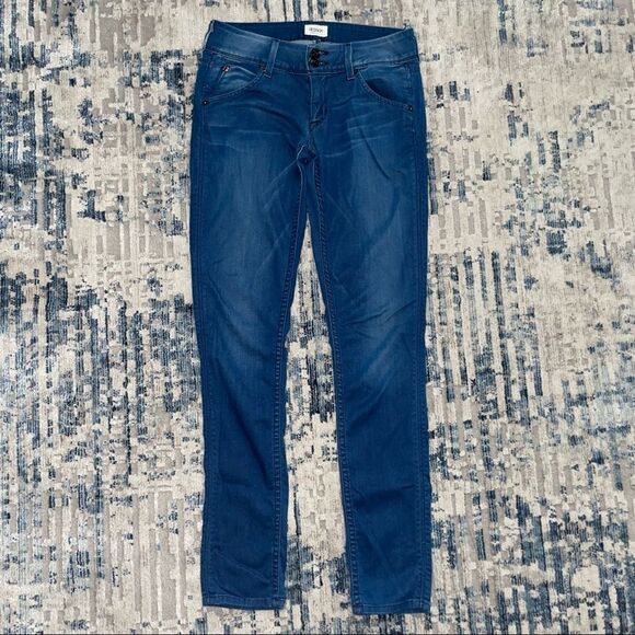 🏷️ 5 for $25 - HUDSON Mia Medium Wash Skinny Jeans - Picture 2 of 12